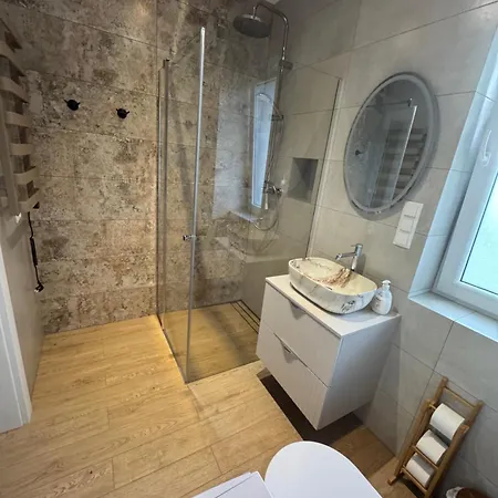 Holiday home Sielanka Letniskowy Caloroczny Orchowo